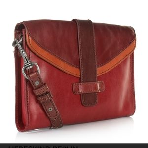 New LIEBESKIND BERLINViola Glossy Cherry